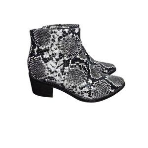 Blondo Elvina Snakeskin Waterproof Ankle Booties